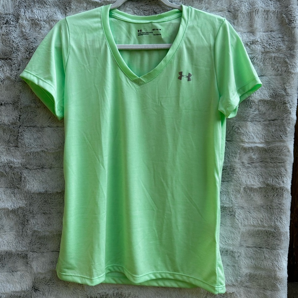 Under Armour Heat Gear Women’s Loose Top Medium NWT
